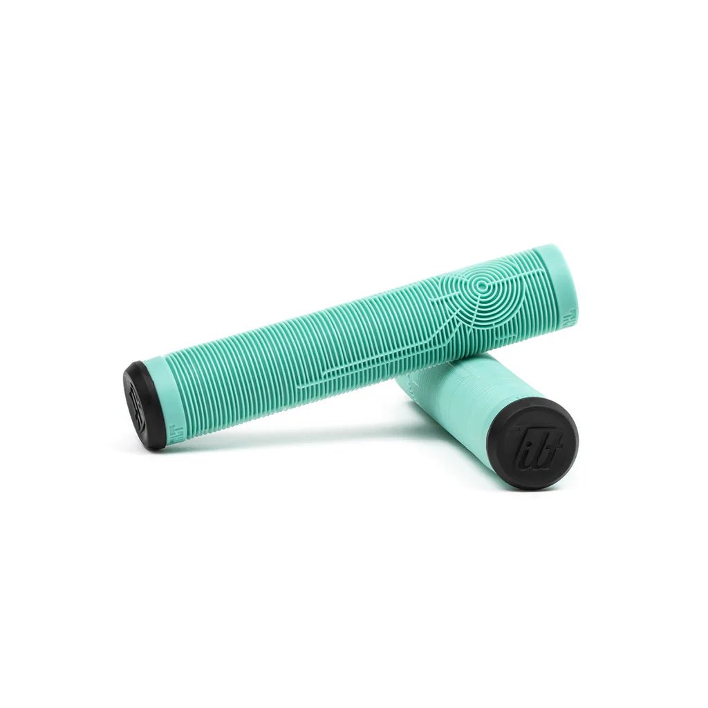 Tilt Metra Grips - Bland Pro Shop